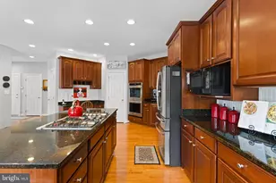25758 S Village Dr, Chantilly, VA 20152 - Photo 15