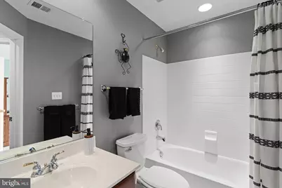 25758 S Village Drive, Chantilly, VA 20152 - Photo 43