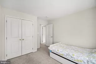 42464 Regal Wood Dr, Brambleton, VA 20148 - Photo 13