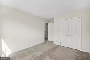 42464 Regal Wood Dr, Brambleton, VA 20148 - Photo 17