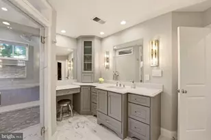 22826 Courtland Park Dr, Brambleton, VA 20148 - Photo 33