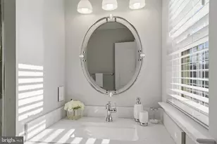 22826 Courtland Park Dr, Brambleton, VA 20148 - Photo 45