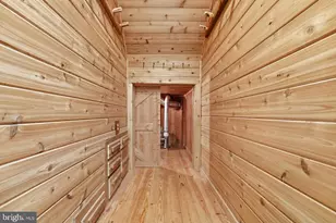 22826 Courtland Park Dr, Brambleton, VA 20148 - Photo 67