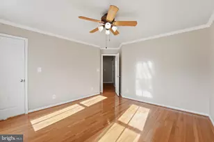 22826 Courtland Park Dr, Brambleton, VA 20148 - Photo 47