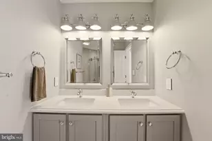 22826 Courtland Park Dr, Brambleton, VA 20148 - Photo 51