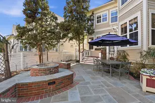 22826 Courtland Park Dr, Brambleton, VA 20148 - Photo 69