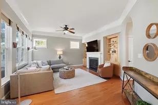 22826 Courtland Park Dr, Brambleton, VA 20148 - Photo 19