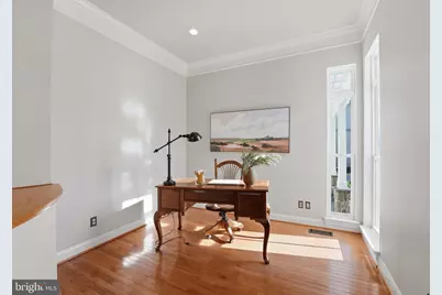 22826 Courtland Park Drive, Brambleton, VA 20148 - Photo 9