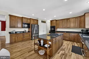 42758 Glenside Dr, Brambleton, VA 20148 - Photo 29