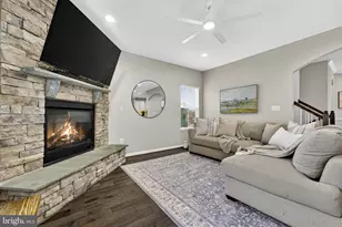 24960 McNair Pl, Aldie, VA 20105 - Photo 7