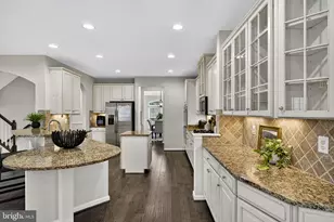 24960 McNair Pl, Aldie, VA 20105 - Photo 31