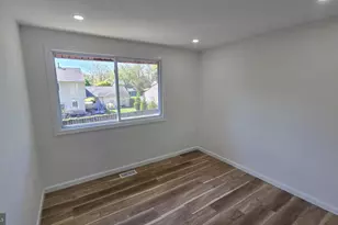 126 Richland Cir, Sterling, VA 20164 - Photo 17