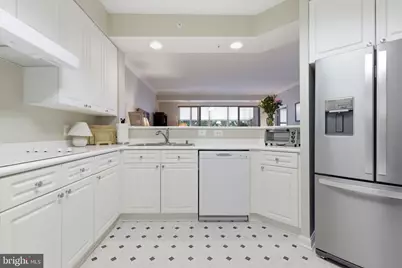 19350 Magnolia Grove Square #403, Leesburg, VA 20176 - Photo 11