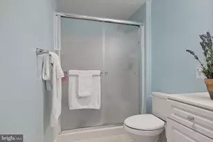 19350 Magnolia Grove Square, Leesburg, VA 20176 - Photo 35