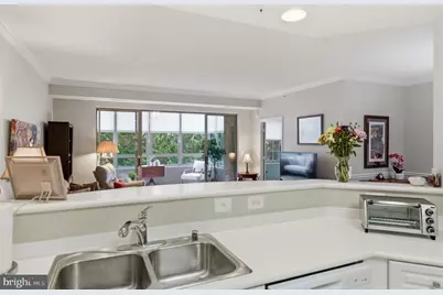 19350 Magnolia Grove Square #403, Leesburg, VA 20176 - Photo 17