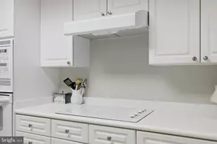 19350 Magnolia Grove Square, Leesburg, VA 20176 - Photo 15