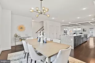 44742 Tiverton Sq, Ashburn, VA 20147 - Photo 11