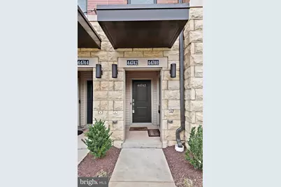 44742 Tiverton Square, Ashburn, VA 20147 - Photo 3