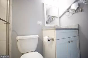 322 Sugarland Run Dr, Sterling, VA 20164 - Photo 39