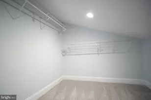 322 Sugarland Run Dr, Sterling, VA 20164 - Photo 35