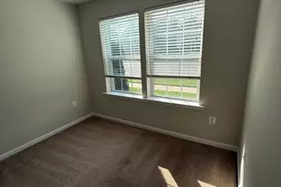 25680 Pleasant Valley Rd, Chantilly, VA 20152 - Photo 5