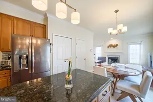 46554 Cedarhurst Dr, Sterling, VA 20165 - Photo 15