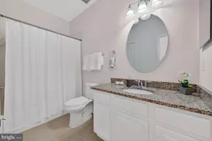 20598 Crescent Pointe Pl, Ashburn, VA 20147 - Photo 15