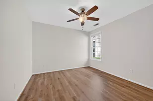 20598 Crescent Pointe Pl, Ashburn, VA 20147 - Photo 17