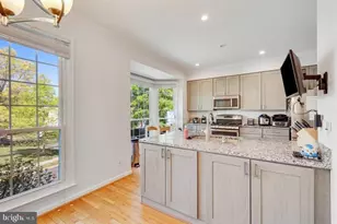 47725 Sandbank Square, Sterling, VA 20165 - Photo 11