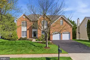 43694 Frost Ct, Ashburn, VA 20147 - Photo 3