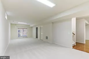 43694 Frost Ct, Ashburn, VA 20147 - Photo 51