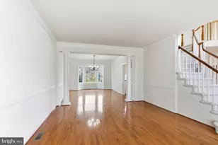 43694 Frost Ct, Ashburn, VA 20147 - Photo 11