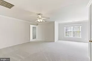 43694 Frost Ct, Ashburn, VA 20147 - Photo 31