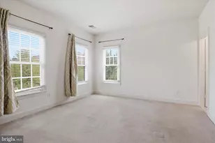 23059 Bronstein Ln, Brambleton, VA 20148 - Photo 49