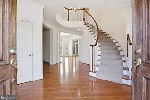23059 Bronstein Ln, Brambleton, VA 20148 - Photo 7