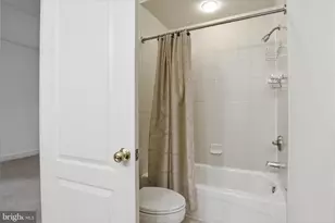 23059 Bronstein Ln, Brambleton, VA 20148 - Photo 45