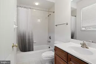 23059 Bronstein Ln, Brambleton, VA 20148 - Photo 51