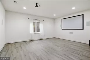 23059 Bronstein Ln, Brambleton, VA 20148 - Photo 57