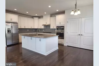 25020 Cambridge Hill Terrace, Chantilly, VA 20152 - Photo 3