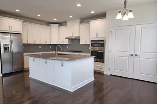 25020 Cambridge Hl Ter, Chantilly, VA 20152 - Photo 3