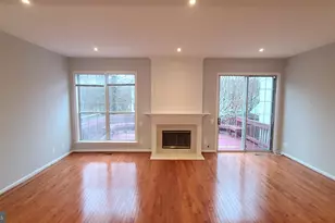 47682 Sandbank Square, Sterling, VA 20165 - Photo 5