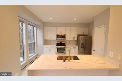 47682 Sandbank Square, Sterling, VA 20165 - Photo 9