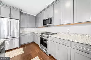 43567 Michigan Sq, Leesburg, VA 20176 - Photo 3