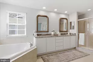 42787 Chatelain Cir, Brambleton, VA 20148 - Photo 35