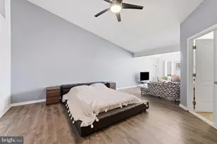 25174 Whippoorwill Terrace, Chantilly, VA 20152 - Photo 13