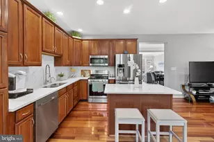 43738 Clemens Terrace, Ashburn, VA 20147 - Photo 3