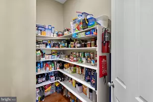 15806 Waterford Creek Cir, Hamilton, VA 20158 - Photo 27