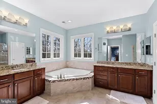 15806 Waterford Creek Cir, Hamilton, VA 20158 - Photo 39