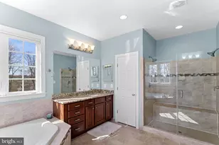 15806 Waterford Creek Cir, Hamilton, VA 20158 - Photo 41