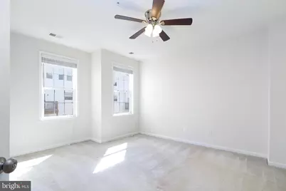 24620 Byrne Meadow Square #300, Aldie, VA 20105 - Photo 25